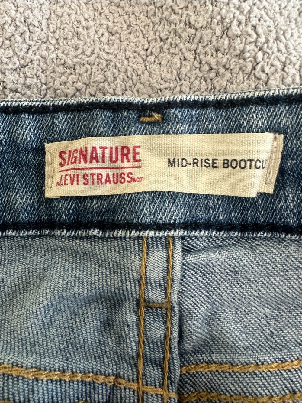 Levi’s Signature Mid Rise boot cut - Picture 7 of 7